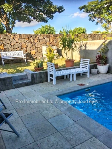 Duplex for Rent in Secure Compound – Les Vieux Banians, Balaclava.