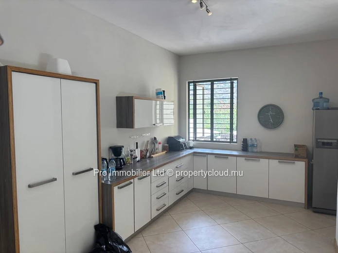 For Rent ,Spacious Furnished Villa in Black River