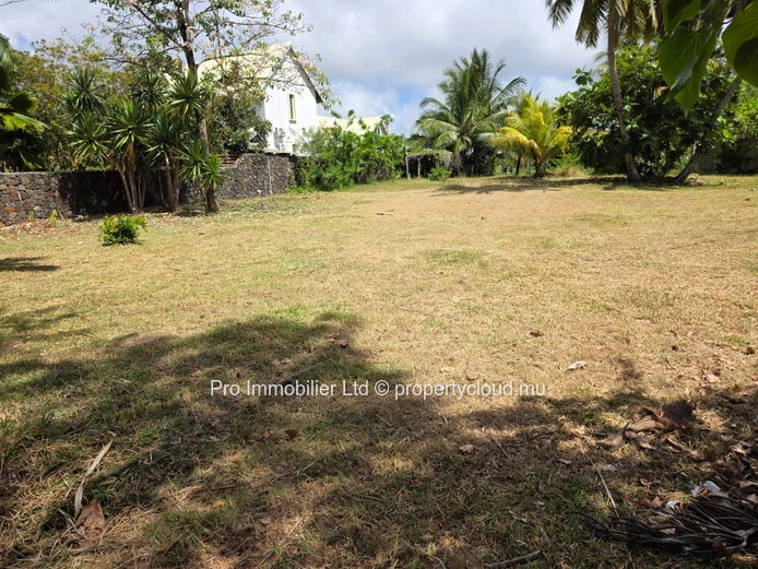Stunning Beachfront Land/Villa For Sale , Trou D’Eau Douce, Mauritius