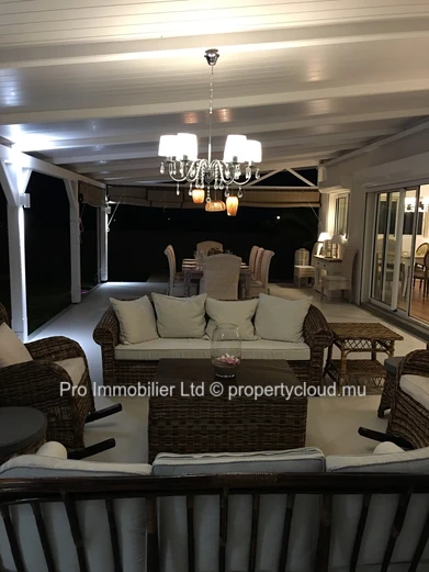 Spacious Modern Furnished Villa for Rent , Beau Vallon Morcellement.(South)