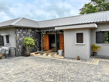 4 Bedroom Villa
