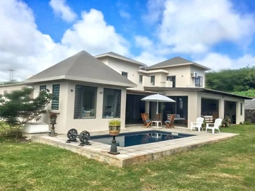 4 Bedroom Villa