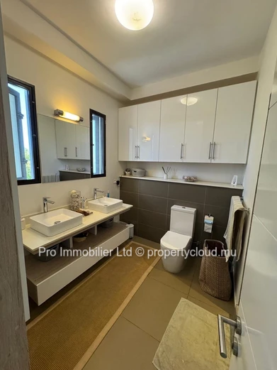 Beautiful & Cosy 3 Bedroom Townhouse for Sale , Azuri Ocean & Golf Village, Roches Noires