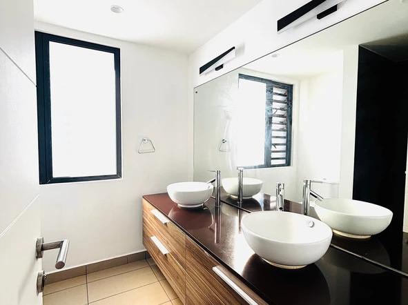 3 Bedroom Townhouse, Duplex