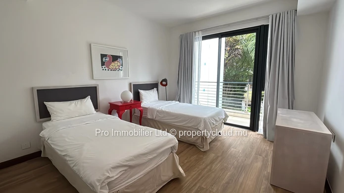 Ocean views in this luxurious 3-bedroom en suite first floor apartment, fully furnished and nestled in the world-clas...