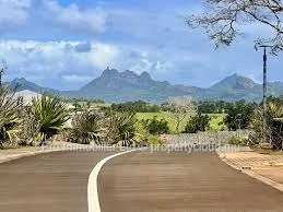 Prime Residential Plot for Sale   Domaine de Belle Vue (Phase II).
