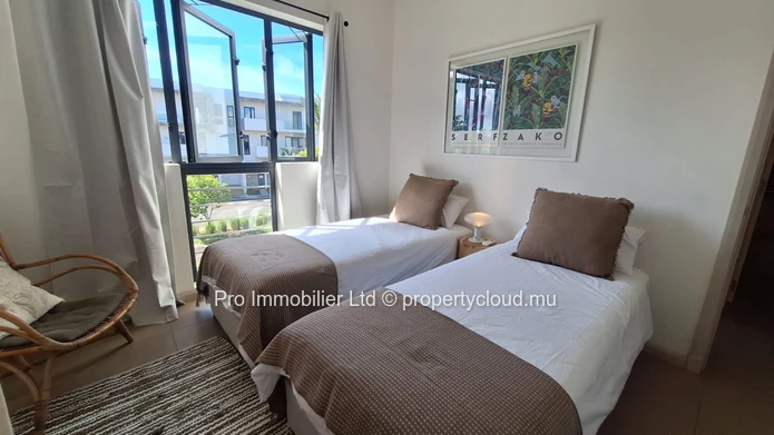 Cozy & nicely Furnished First-Floor Apartment for Rent   Azuri Ocean & Golf Village, Roches Noires