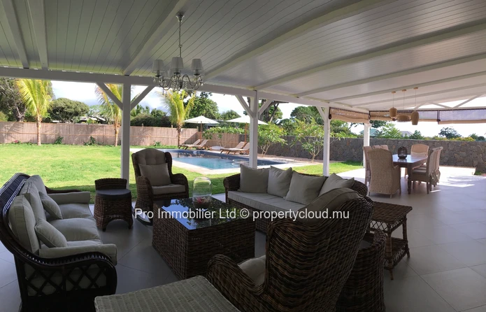Spacious Modern Furnished Villa for Rent , Beau Vallon Morcellement.(South)