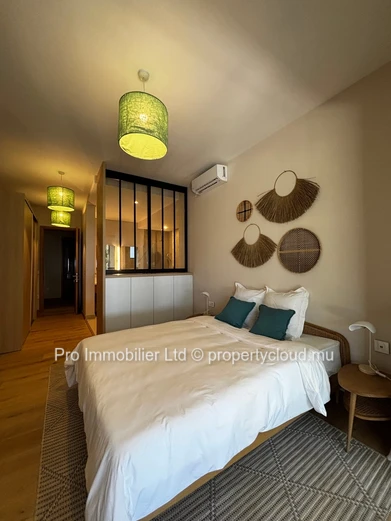 Discover this brand new spacious apartment located in one of the most sought-after morcellements of Belle Vue O Petit...