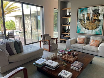 5 Bedroom Villa