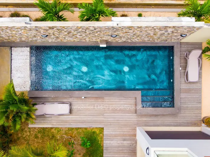 Elegantly designed and recently constructed, this fully furnished villa offers a generous living space and boasts a b...