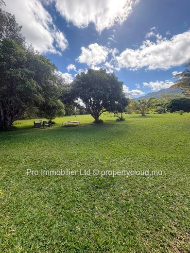 Charming Cozy House for Sale in Chamarel.