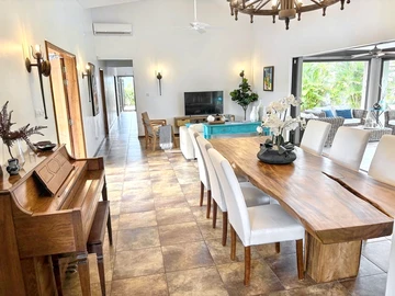 4 Bedroom Villa