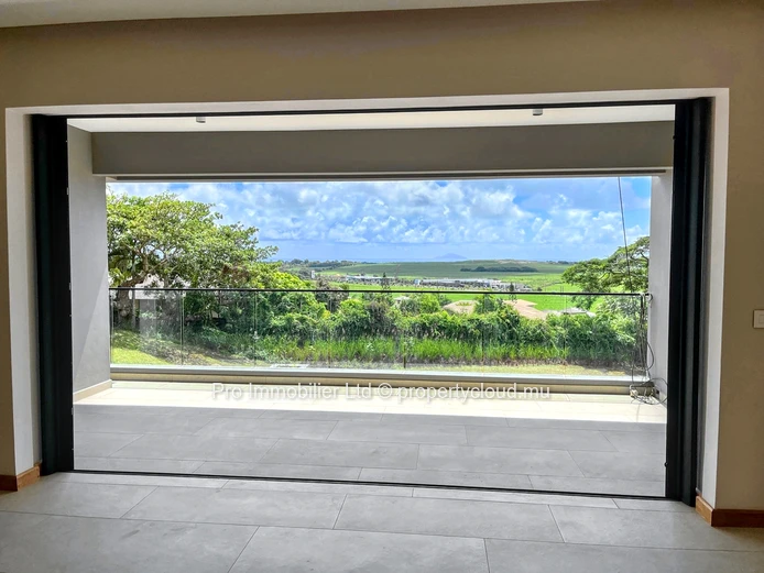 O Petit Parc  AN EXCEPTIONAL QUALITY OF LIFE ;  APARTMENT FOR RENT.