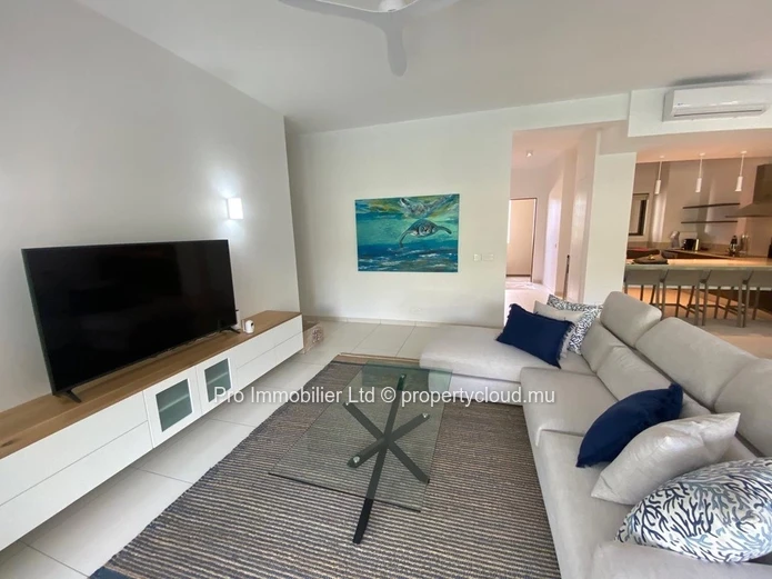 Ground floor apartment FOR RENT, fully furnished and located in a secure compound at Ki Residence Pereybere.