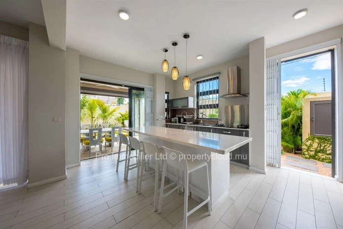 Elegantly designed and recently constructed, this fully furnished villa offers a generous living space and boasts a b...