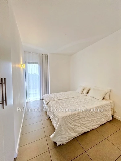 Appartement Meublé à Louer au Azuri Ocean & Golf Resort, Roches Noires.