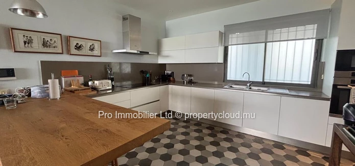 Stunning Seafront Penthouse for Sale in Roches Noires.