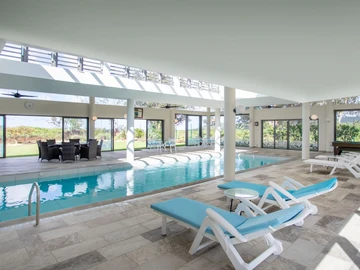4 Bedroom Villa