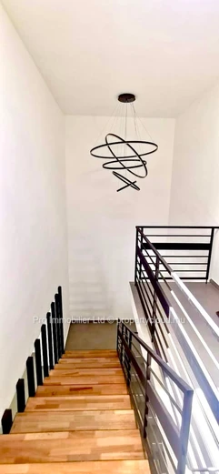 Spacious 4-Bedroom Villa for Rent – Pereybère