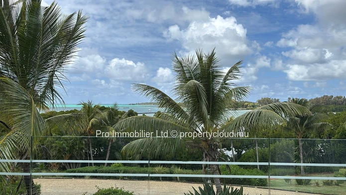 Ocean views in this luxurious 3-bedroom en suite first floor apartment, fully furnished and nestled in the world-clas...