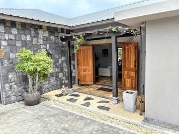 4 Bedroom Villa
