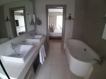 Townhouse, Duplex de 3 Chambres