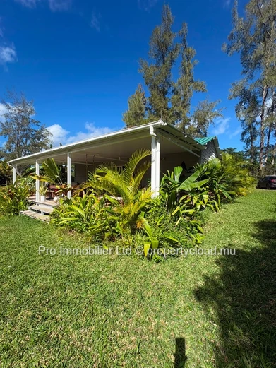 Charming Cozy House for Sale in Chamarel.