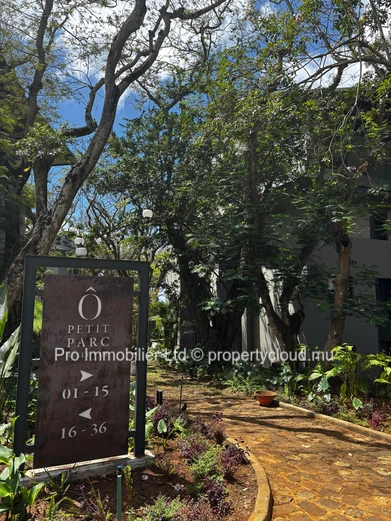 O Petit Parc , AN EXCEPTIONAL QUALITY OF LIFE ; PENTHOUSE FOR RENT.
