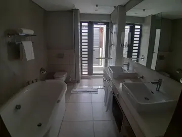 Townhouse, Duplex de 3 Chambres