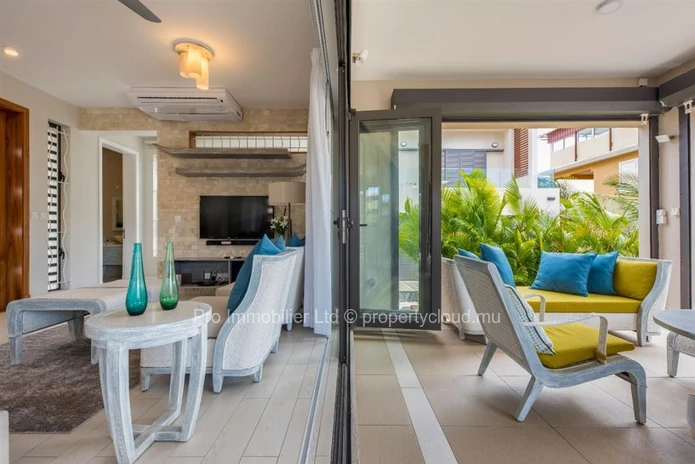 Elegantly designed and recently constructed, this fully furnished villa offers a generous living space and boasts a b...