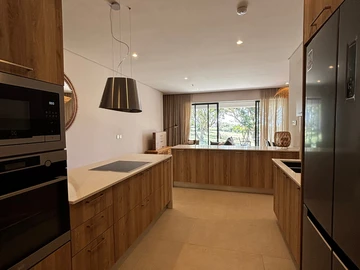 Appartement de 4 Chambres