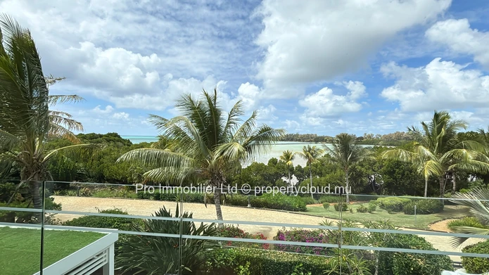 Ocean views in this luxurious 3-bedroom en suite first floor apartment, fully furnished and nestled in the world-clas...