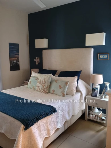 Nice and cozy first-floor apartment located at the prestigious Azuri Ocean & Golf Resort, Roches Noires.