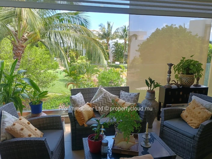 Nice and cozy first-floor apartment located at the prestigious Azuri Ocean & Golf Resort, Roches Noires.