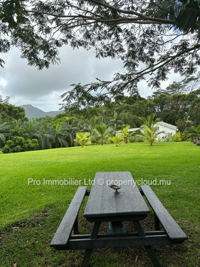 Magnificent property nestled in an exceptional setting in L’Étoile.