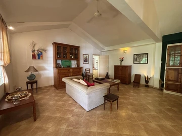4 Bedroom Villa