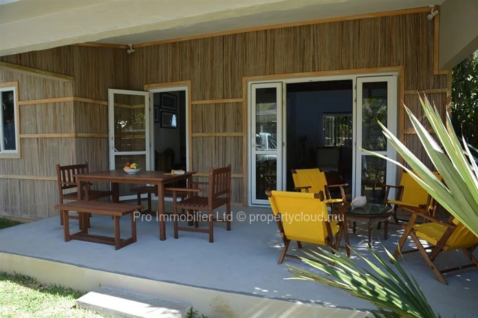 Cosy 3-Bedroom Beach House ,  Trou d’Eau Douce