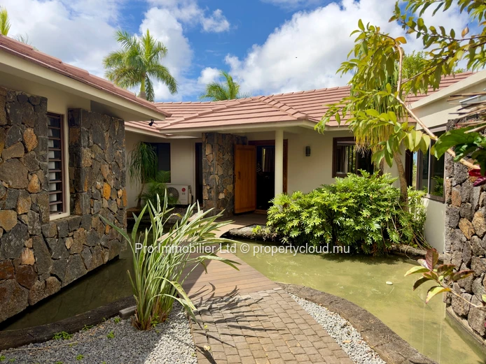 Spacious Furnished Villa For Rent At Domaine De Hillside Belle Vue (North) .