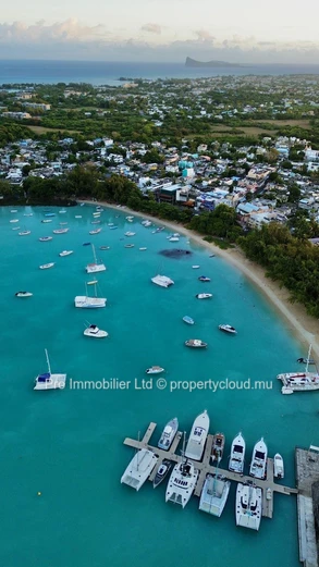 Discover the allure of this charming and authentic house ,apartments and commercials unit  for sale in the heart of G...