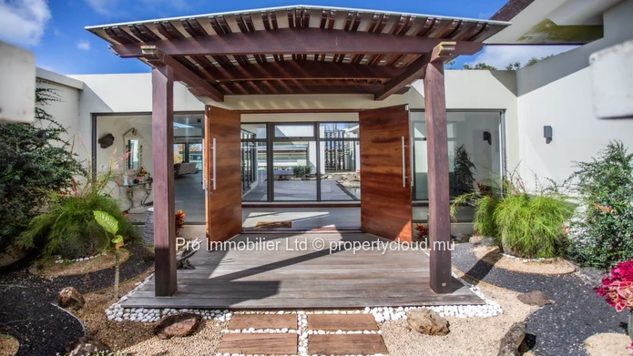 Exceptional Golf Estate Villa for Sale , Avalon, Mauritius.
