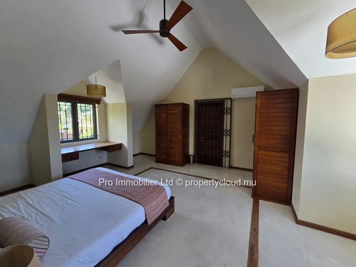 Spacious Seafront Villa for Rent , Providence sur Mer, Belle Mare