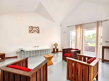4 Bedroom Villa