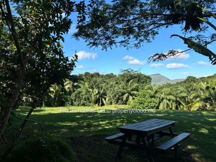 Magnificent property nestled in an exceptional setting in L’Étoile.