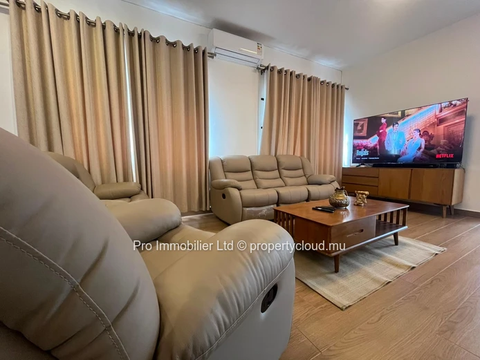 Ground Floor Apartment for rent at Flic en Flac ,Green Creek.