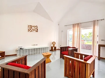 4 Bedroom Villa