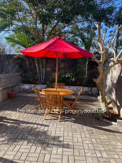 Duplex for Rent in Secure Compound – Les Vieux Banians, Balaclava.