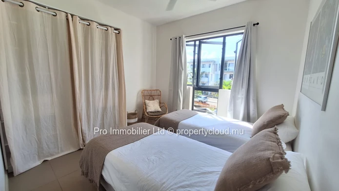 Cozy & nicely Furnished First-Floor Apartment for Rent   Azuri Ocean & Golf Village, Roches Noires